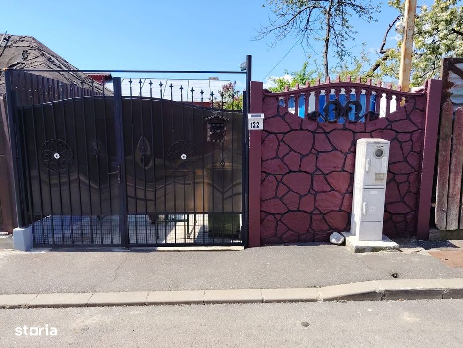 Casa de vanzare