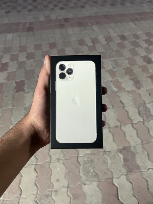 Продам Iphone 11 Pro 256gb С не большым Пятном