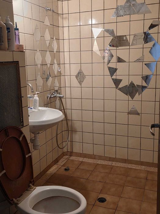 Продавам 3-стаен апартамент в Св. троица