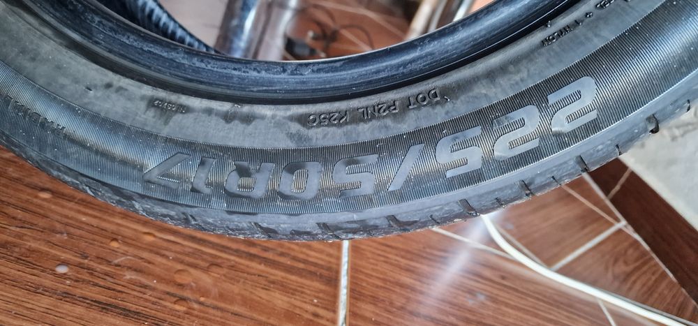 225 50 r17 momo..