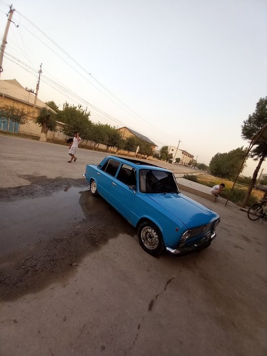 Jiguli 21011 sotiladi