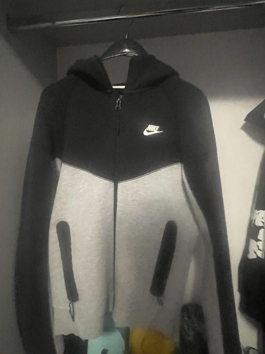 Оригинален nike tech fleece