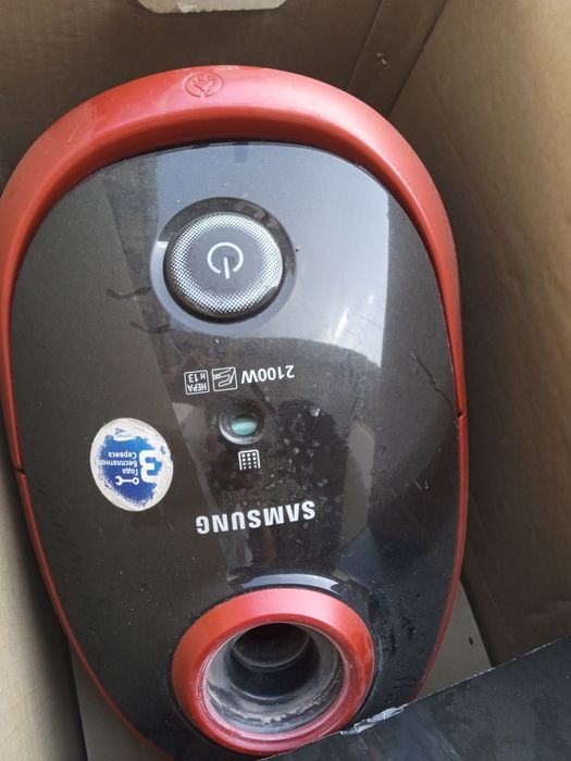 samsung plisos sotiladi Ishlatilgan lekin holati zo'r aybi yo'q 2100 W