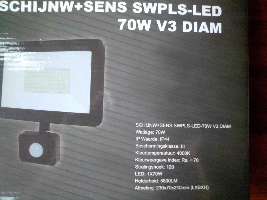 Proiectoare led ultra-slim,senzor de miscare,100,70,50,30,20,10W,4000K