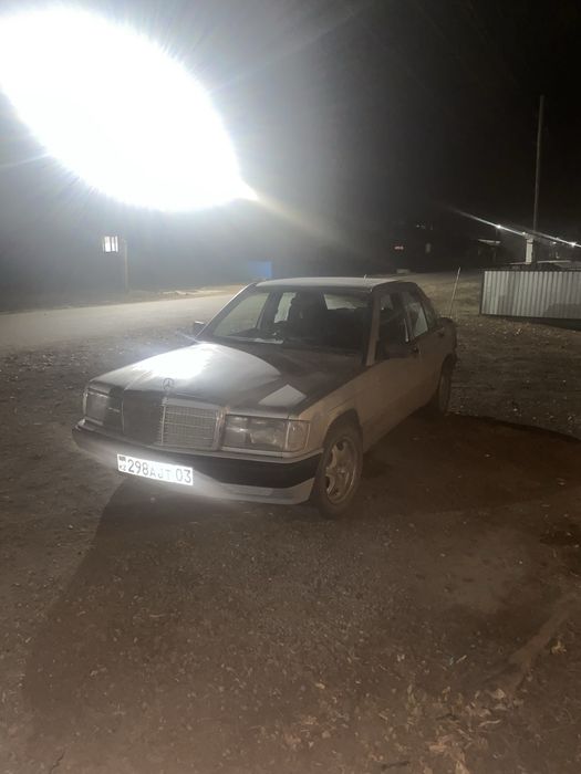 Продам мерс 190 двигатель 102