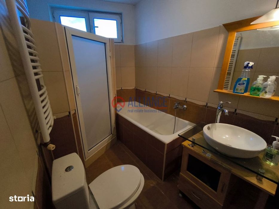 Casă 5 camere, ICIL, curte pavată, 2 parcări
