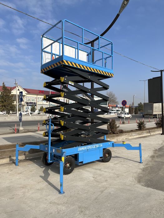Передвижной ножничный подъемник Podyomnik nojnichniy