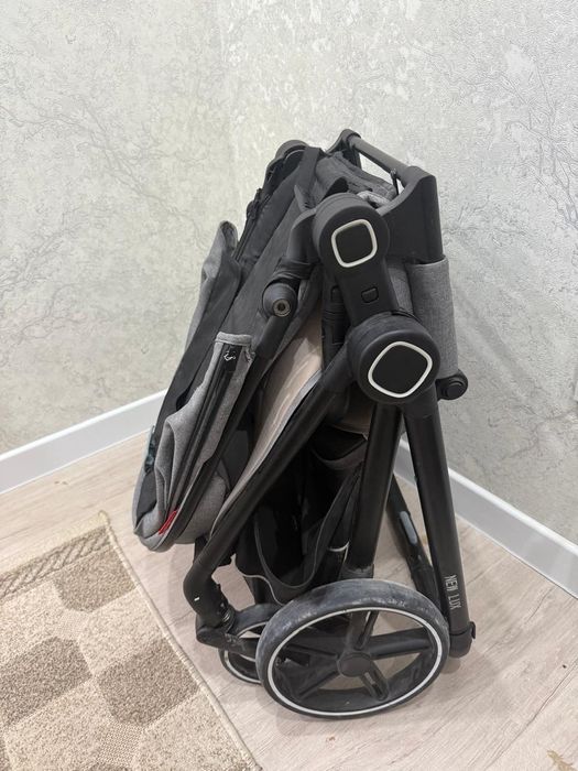 Продается коляска New lux