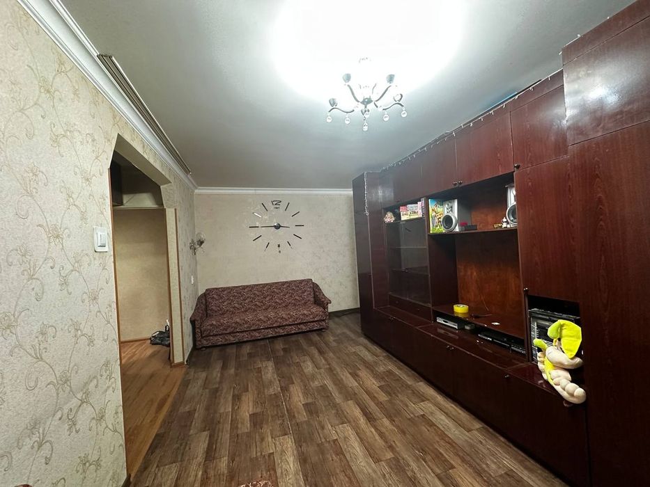 Продаётся 2(3)/2/4 квартира