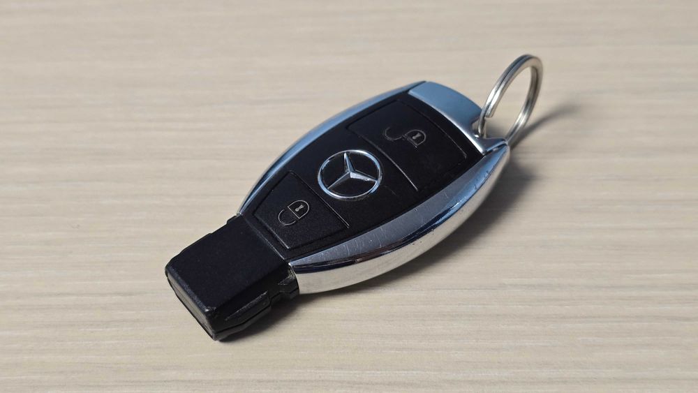 Cheie Mercedes cu placa electronica