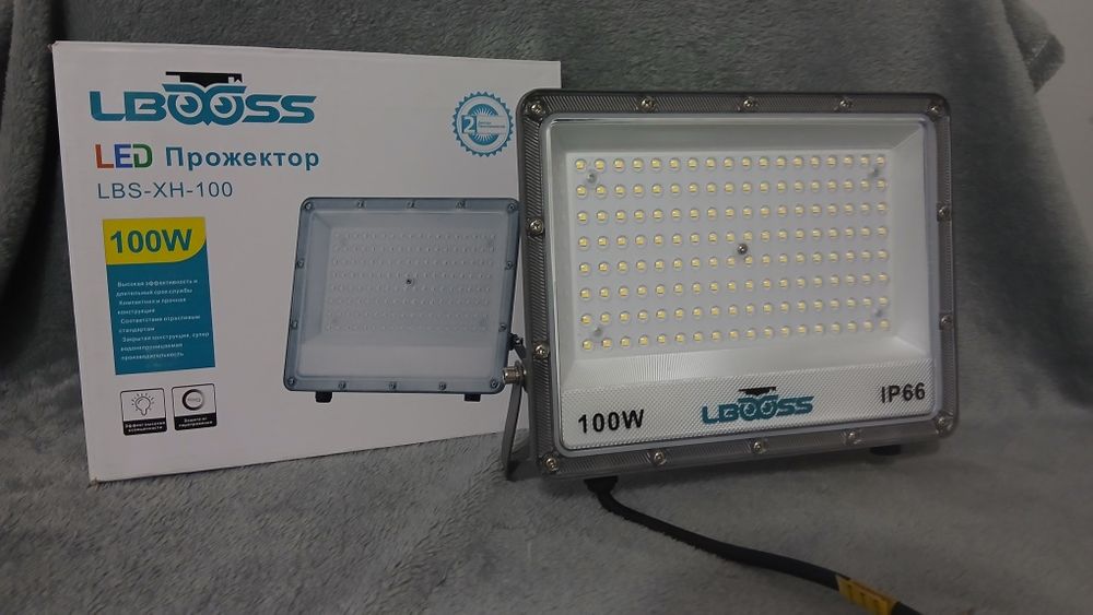 Светодиодный прожектор LBOOSS 100W (IP66) — новый