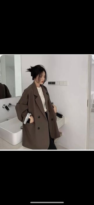 Пиджак коричневый 48-50 размер