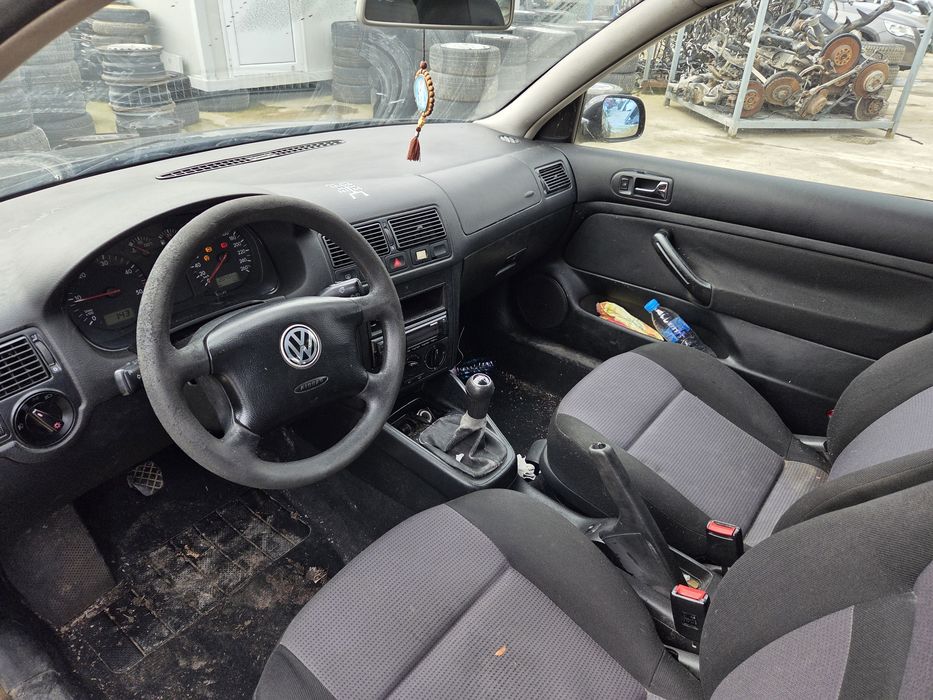 Golf 4 1.9 TDI 101кс. (НА ЧАСТИ)