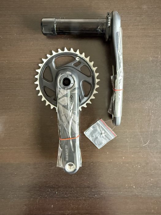 Pedalier sram x01 carbon nou