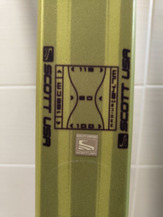 Ски Scott USA с автомати