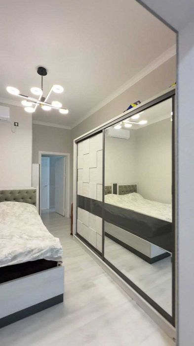 Продается квартира в центре ориентир Сулайман дом Верховный суд