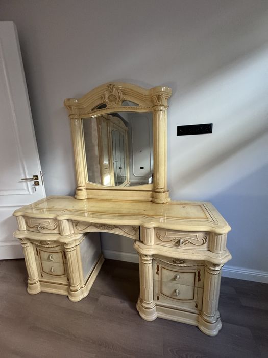 Xitoy mebel komplekt sotiladi