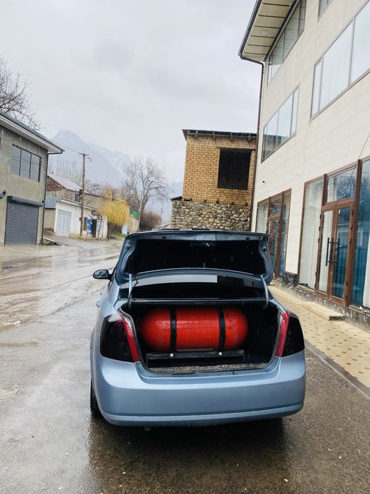 Lacceti 1.6 a’lo holatda. Sotiladi