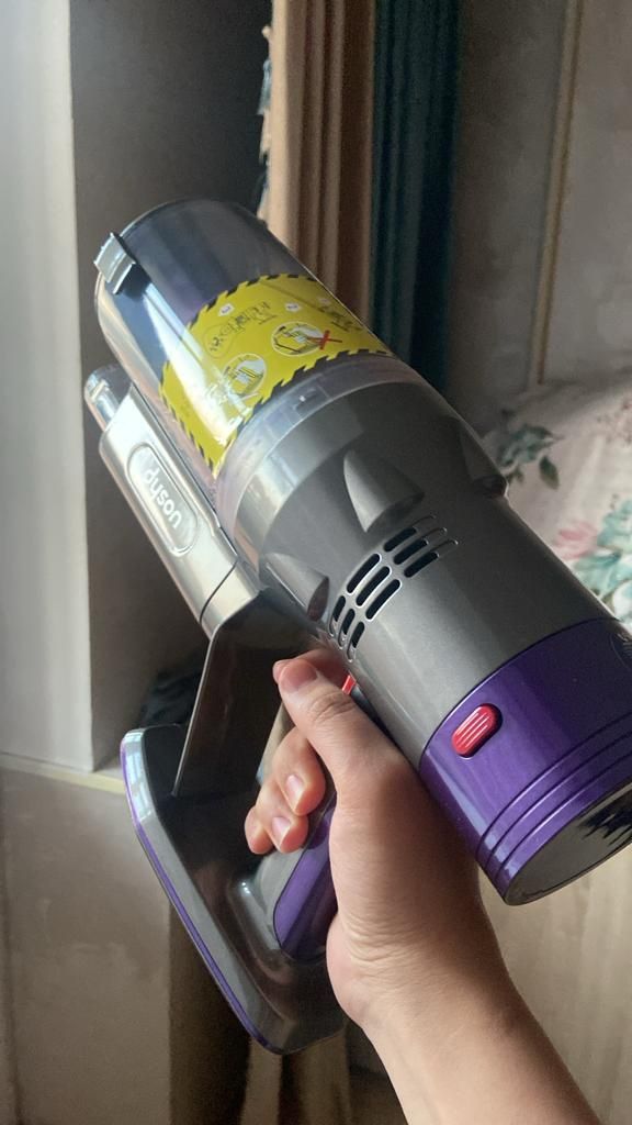 Новый пылесос dyson v11s digital slim fluffy - Пылесосы Алматы на Olx