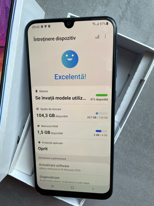 Samsung A50 are 4/128Gb ca nou sau un Samsung A51