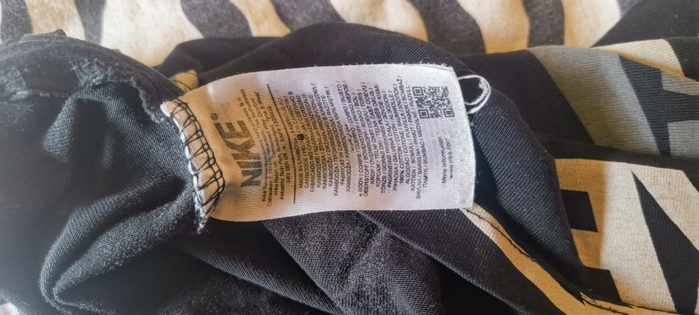 Черна тениска nike