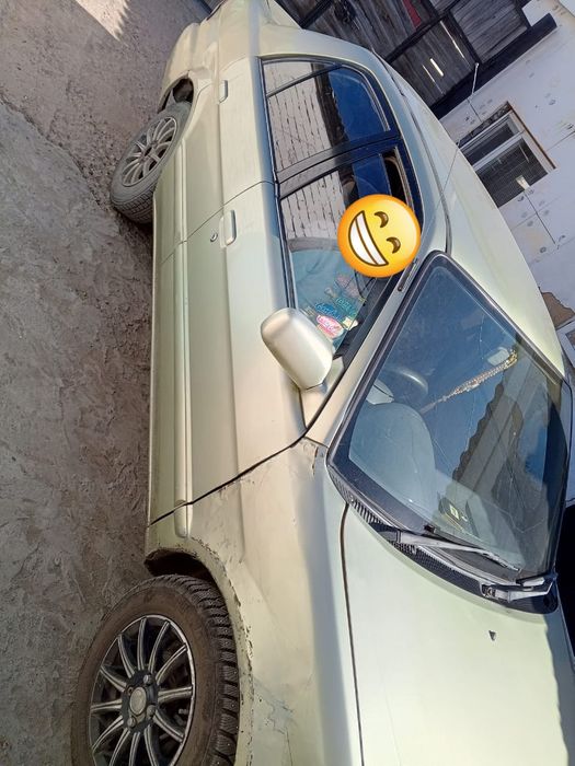 Продам машину таета Салуна