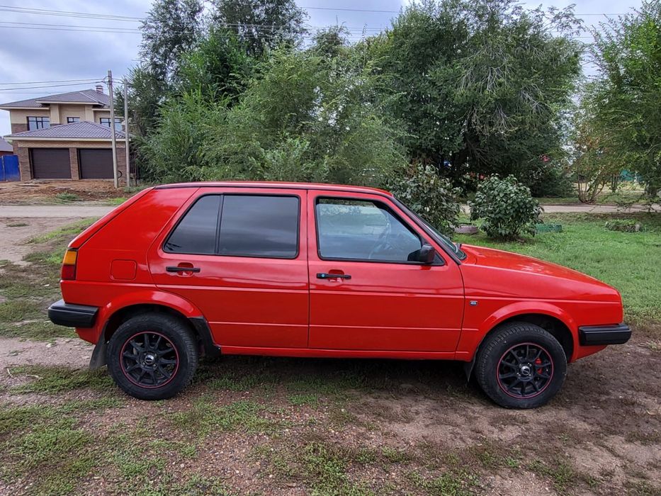 Продам Volkswagen Golf 2