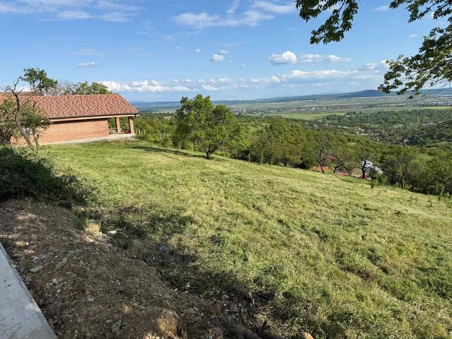 Vand teren intravilan Oradea pe str Gheorghe Doja, 5 minute de centru