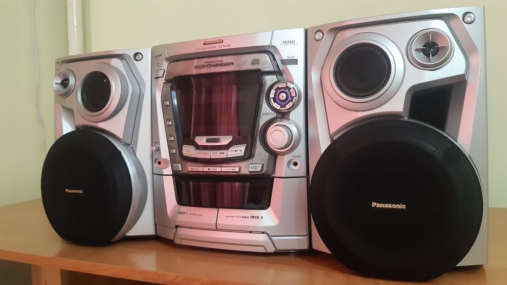 Музыкальный  центр  Panasonic