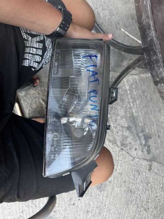 Десен фар FIAT PUNTO