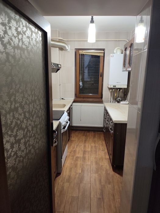 Apartement 4 camere in spatele spitalului din Bârlad, et 1