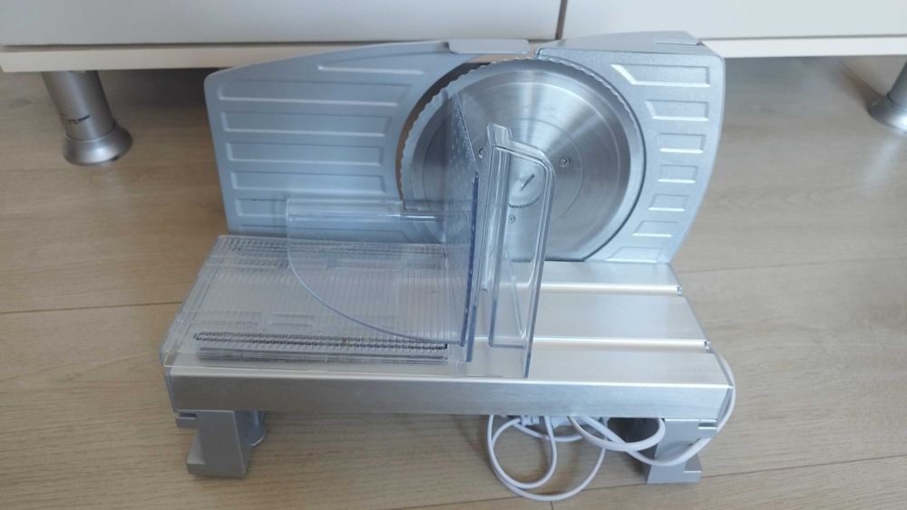 Електрическа машина за рязане