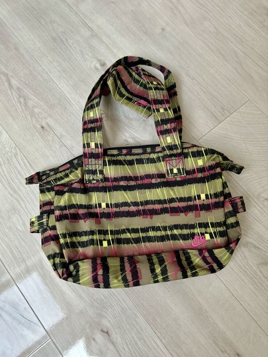 Geantă sport Nike originală – nouă