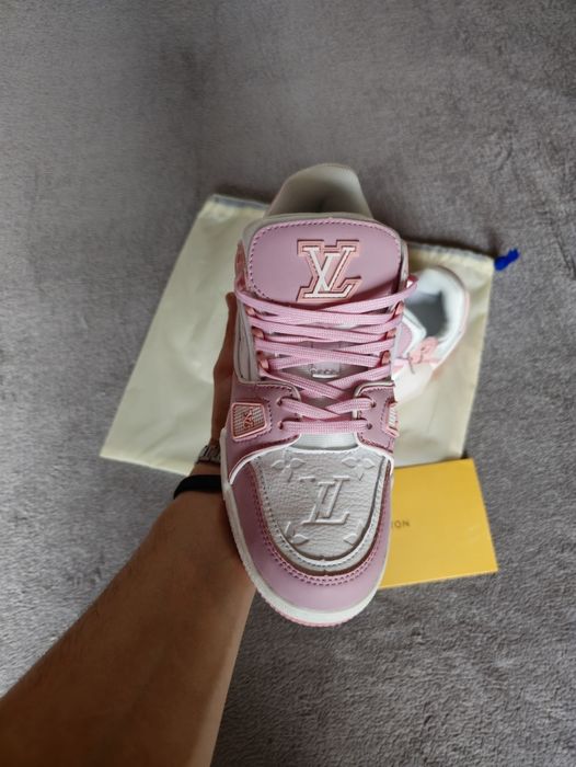 Louis Vuitton trainers roz - marimea 40