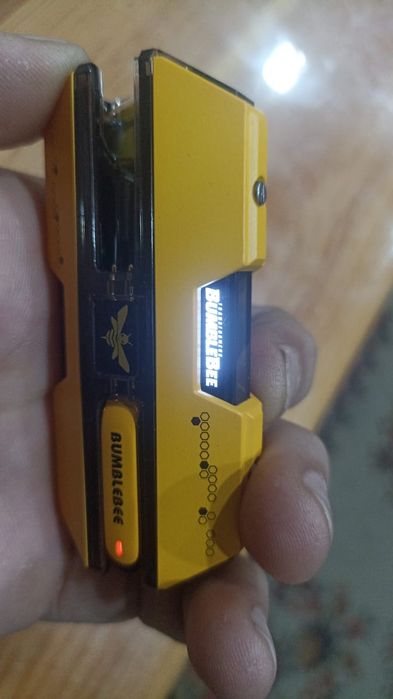 Продам наушники BumbleBee