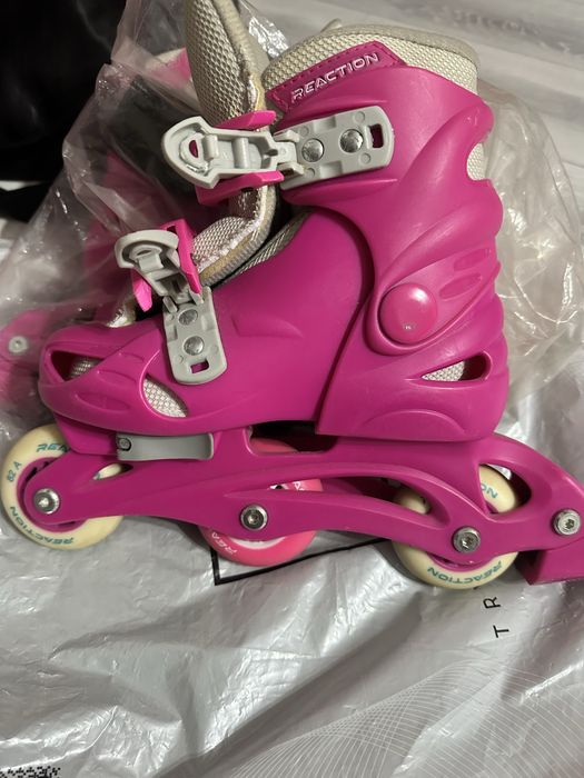 Продам коньки для девочек