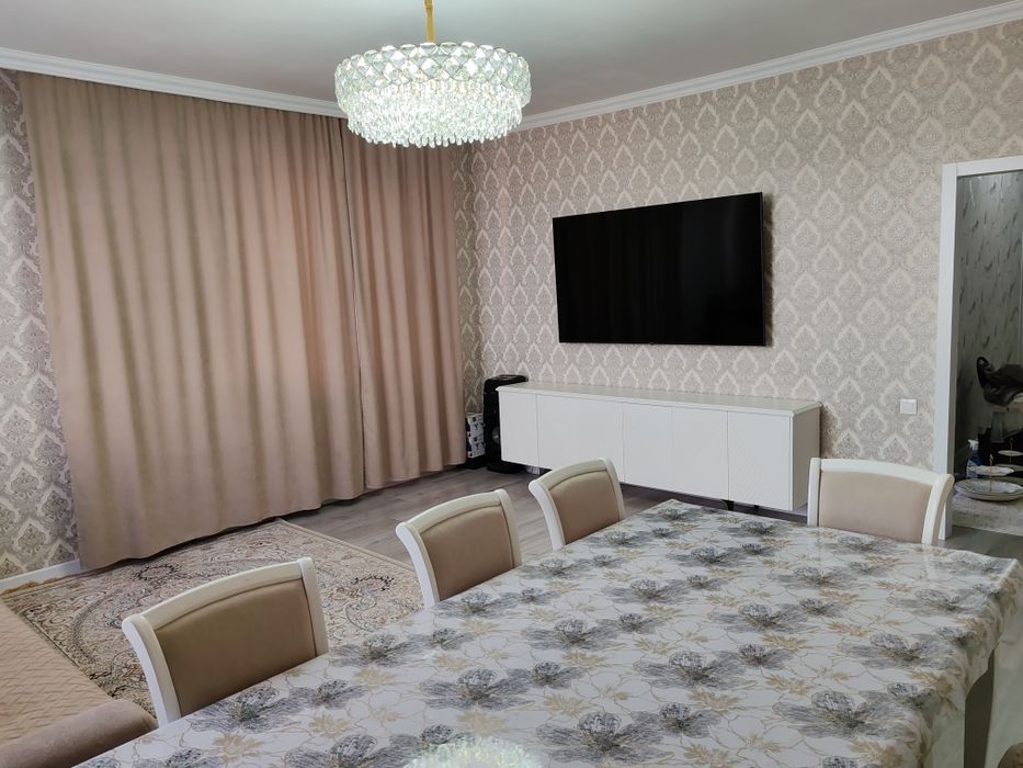 Продам 2 комнатную квартирартиру 75 м2