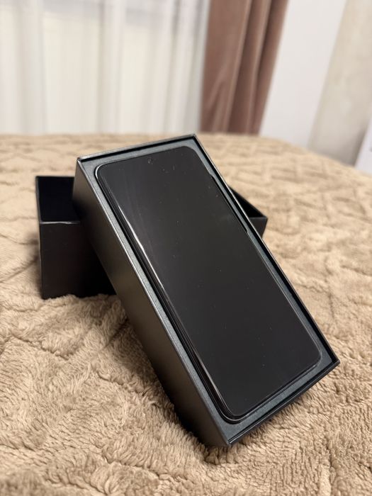 Iphone 12 si samsung s20