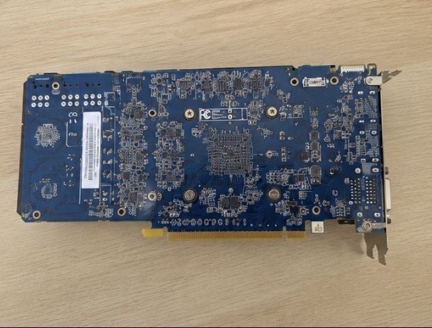 AMD Sapphire Radeon HD 7870 2GB – работеща, добро състояние