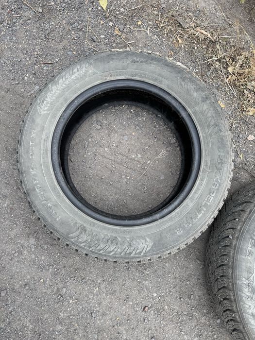 Продам зимнии шины R 15