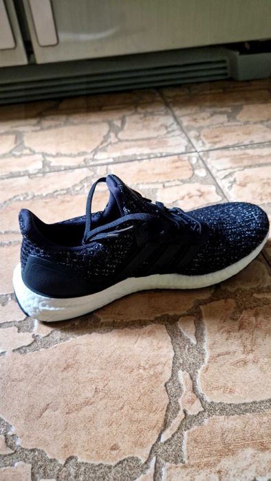 Маратонки adidas