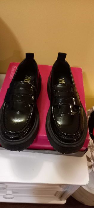 Детски Лоуфъри Зара