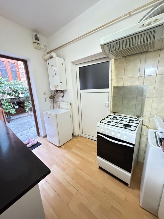 Inchiriez Apartament cu 1 Camera langa Continental Arad Centru