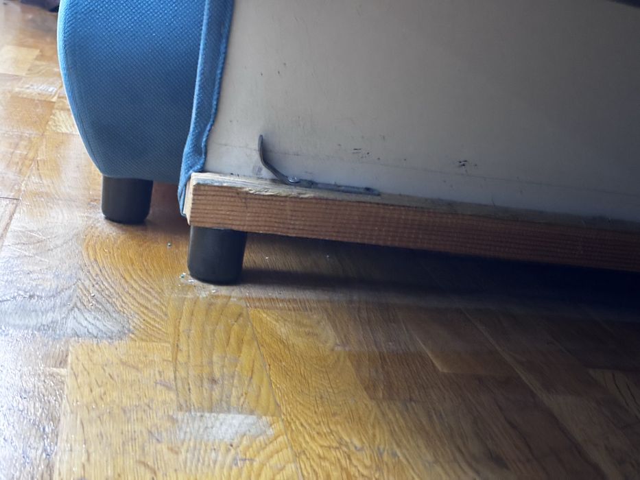 Продам диван три метра