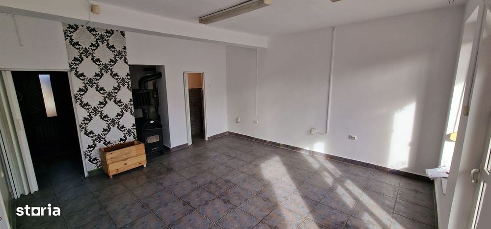 Spatiu comercial ,45mp, Matei Corvin,zona  Episcopia Bihor