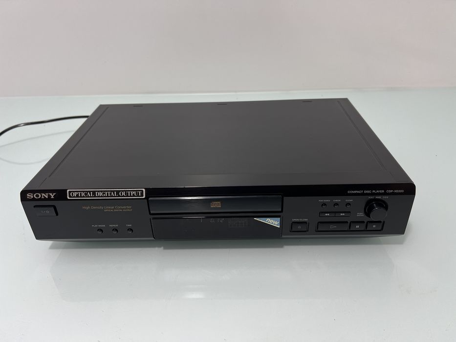 Cd-Player SONY CDP-XE220