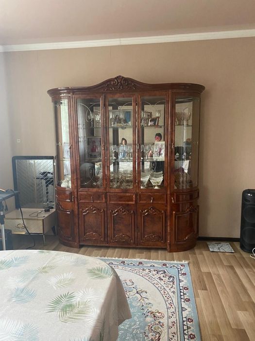 Дом с магазином в Бурундае