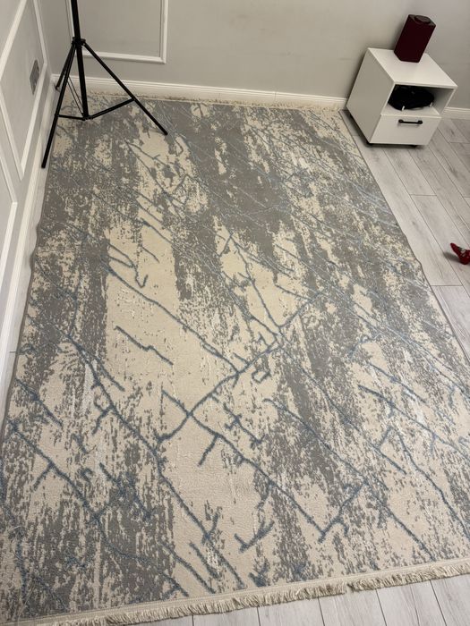 Продам Ковры и дорожку