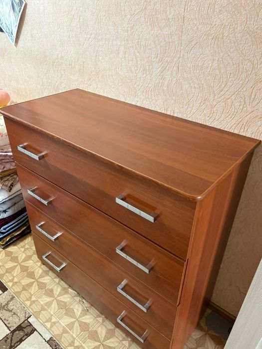 Продам комод в хорошем состоянии