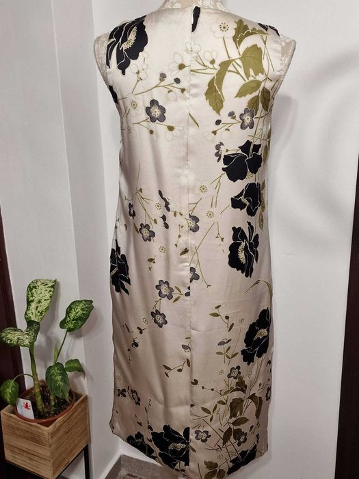 Rochie matase naturala MaxMara - mas M - 320 lei